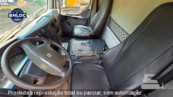 Caminhão Volvo VM 330 6x4 2p (Diesel) (E5)