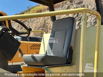 Rolo Compactador Dynapac CA250