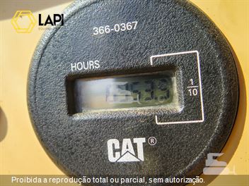 Motoniveladora Caterpillar 120K