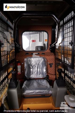 Mini-Carregadeira MJW M-MC3000