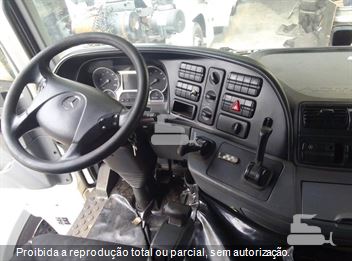 Caminhão Mercedes-Benz Actros 2546 LS 6x2 2p (Diesel)