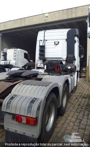 Caminhão Mercedes-Benz Actros 2546 LS 6x2 2p (Diesel)