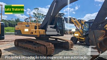 Escavadeira Volvo EC250DL