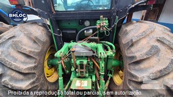 Trator Agrícola John Deere 6415 (106cv)