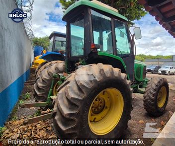 Trator Agrícola John Deere 6415 (106cv)