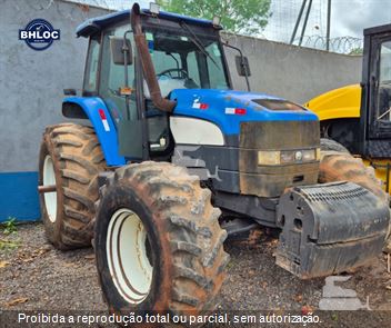 Trator Agrícola New Holland TM7040