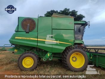 Colheitadeira John Deere S440