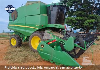 Colheitadeira John Deere S440