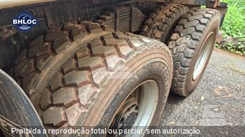 Caminhão Volkswagen 32-360 Constellation 6x4 2p (diesel)(E5)