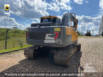 Escavadeira Volvo EC140DL
