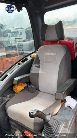 Escavadeira Hyundai R140LC-9