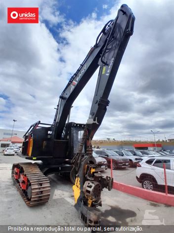 Harvester Sany SY215F