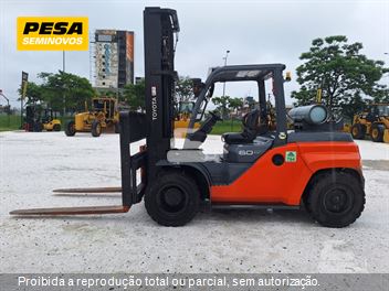 Empilhadeira Toyota 8FG60N