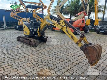 Mini-Escavadeira Yanmar Vio27