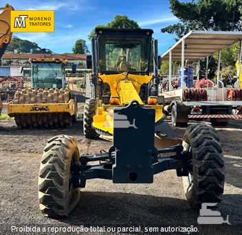 Motoniveladora New Holland RG140B