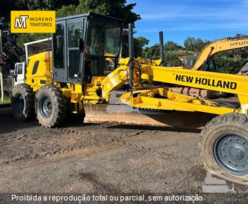 Motoniveladora New Holland RG140B