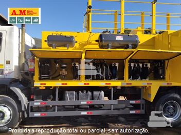 Caminhão Volvo VM 330 6x4 2p (Diesel) (E5)