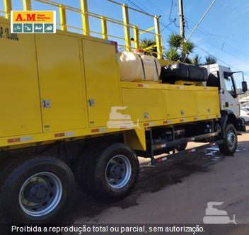 Caminhão Volvo VM 330 6x4 2p (Diesel) (E5)