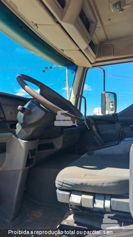 Caminhão Volvo VM 310 6x4 2p (diesel)