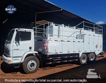 Caminhão Mercedes-Benz Atron 2729 6x4 2p (diesel) (E5)