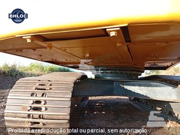 Escavadeira Komatsu PC200