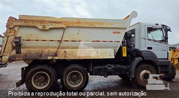 Caminhão Mercedes-Benz Axor 4144 K 6x4 2p (diesel)
