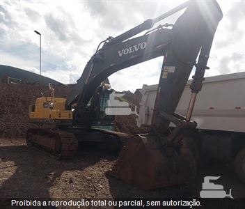 Escavadeira Volvo EC480DL