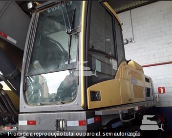 Escavadeira Volvo EC480DL