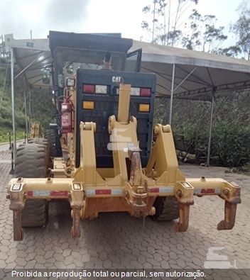 Motoniveladora Caterpillar 140K