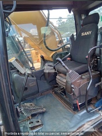 Escavadeira Sany SY215C