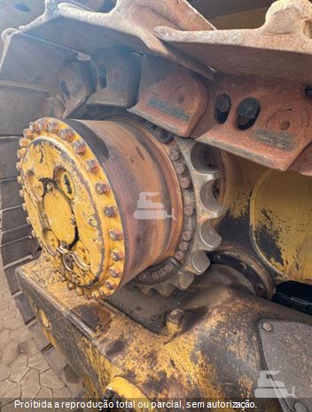 Trator de Esteira Caterpillar D8T