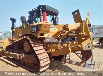 Trator de Esteira Caterpillar D8T