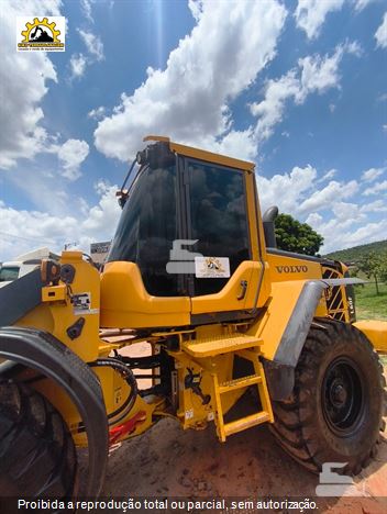 Pá Carregadeira Volvo L60F