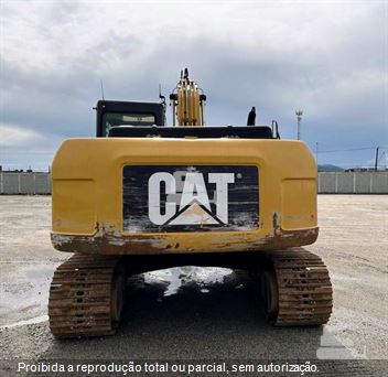 Escavadeira Caterpillar 320DL