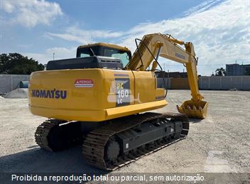 Escavadeira Komatsu PC160