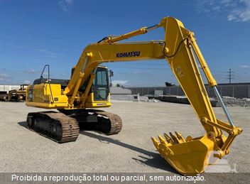 Escavadeira Komatsu PC160