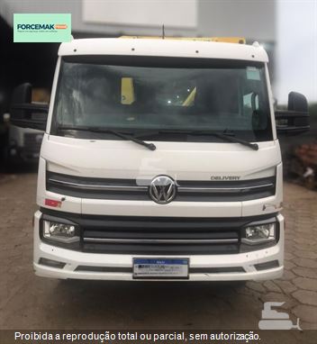 Caminhão Volkswagen 11-180 Delivery 2p (diesel)(E5)