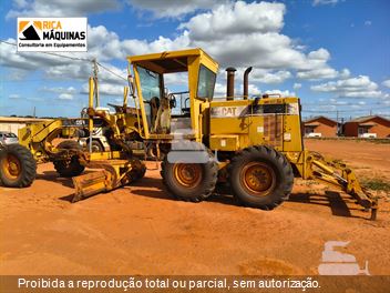 Motoniveladora Caterpillar 120H
