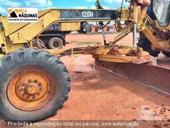 Motoniveladora Caterpillar 120H