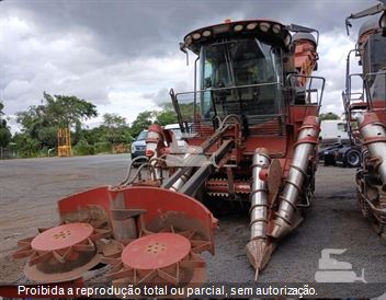 Colheitadeira Case Cana 9900