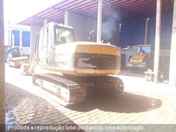 Escavadeira JCB JS130LC