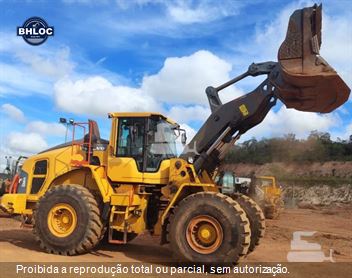 Pá Carregadeira Volvo L150H