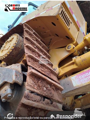 Trator de Esteira Caterpillar D8T