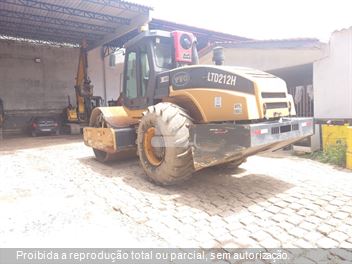 Rolo Compactador Yto LSD212HA-3