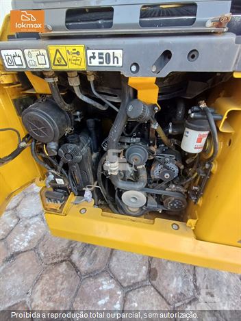 Mini-Carregadeira Volvo MC85C