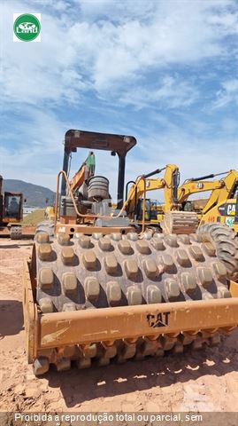 Rolo Compactador Caterpillar CP-533E