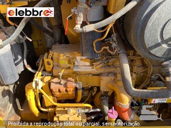 Motoniveladora Caterpillar 140K