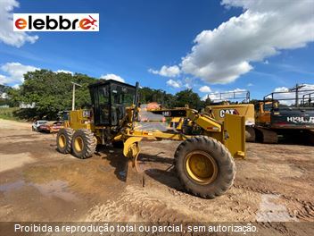 Motoniveladora Caterpillar 140