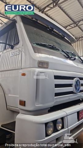 Caminhão Volkswagen 23-210 6x2 3-Eixos 2p (diesel)