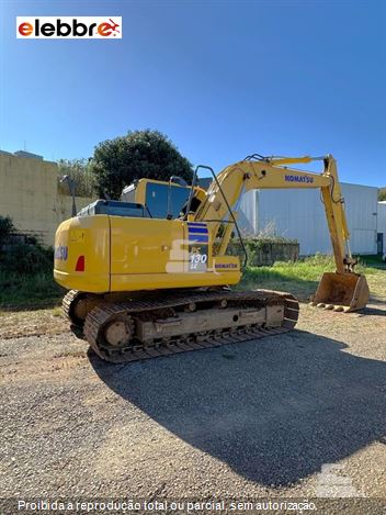 Escavadeira Komatsu PC130